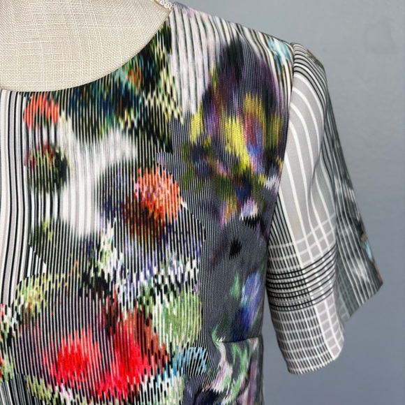 Nanette Lepore Floral Watercolor Abstract Crop Top Boxy Artsy Art to Wear 2 - Picture 3 of 9